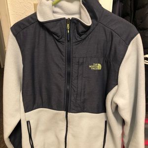 Large women’s northface jacket